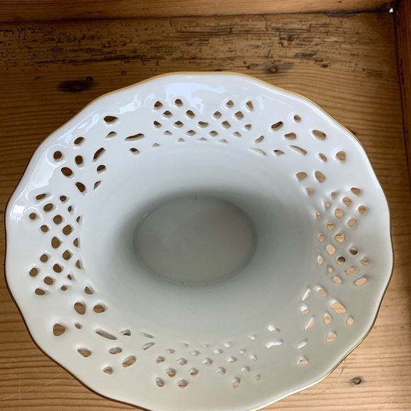 OSCAR DE LA RENTA ENGLISH GARDEN VASE - Picture 5 of 15